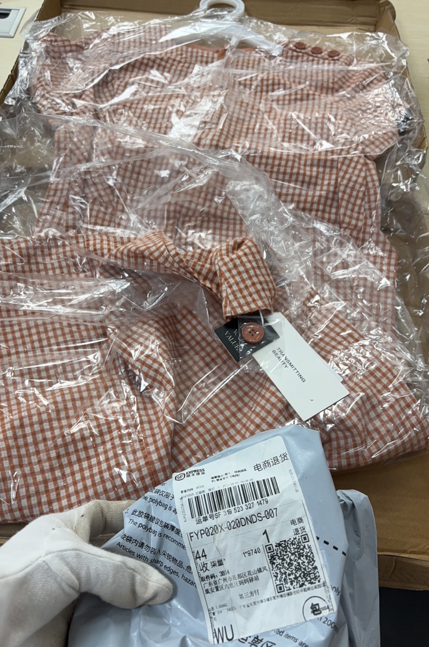 5cbee13c-8a4e-4ad4-bb71-a9ee3b76071a.jpg
